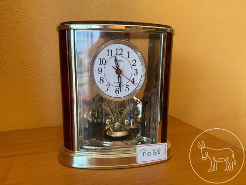 038 - Standuhr mit Drehpendel