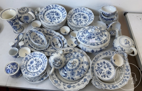 21 - Meissen Geschirr