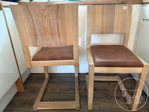 033 - 2 Eichensessel