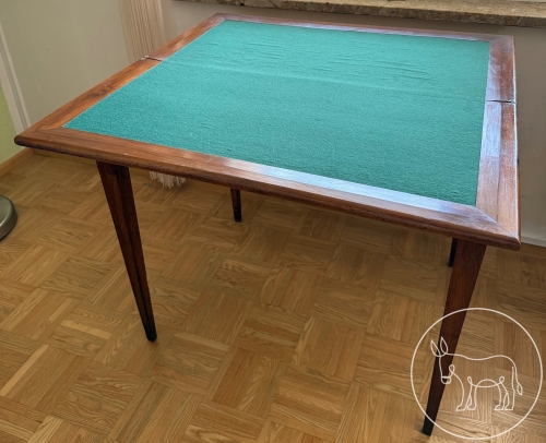 064 - antiker Karten-Tisch