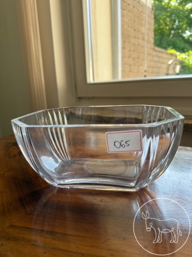 065 - geschliffene Glasschüssel