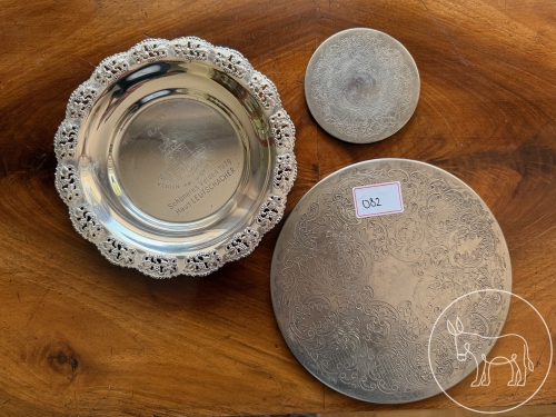Bild 082 - 2 Untersetzer und Schale