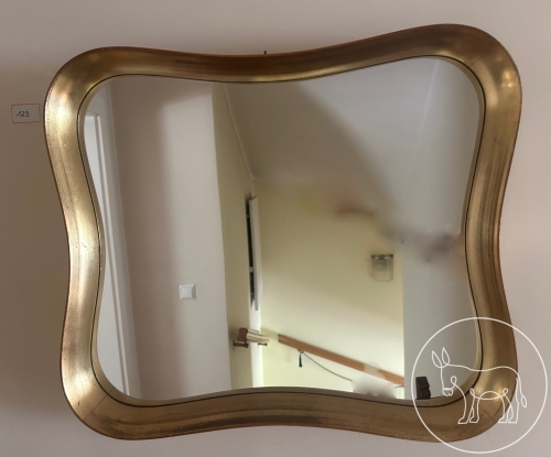 Bild 123 - geschwungener Spiegel / Goldrahmen