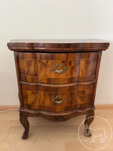 Bild 176 - Antike kleine Kommode