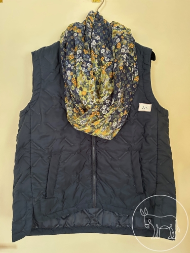 Bild 223 - Laura Torelli Herbst-Gilet mit Schal