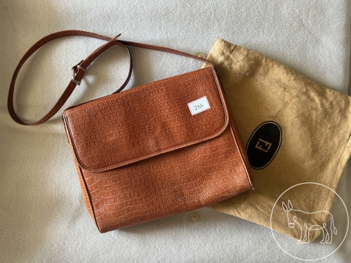 234 - FENDI Ledertasche