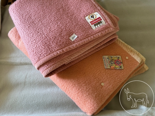 Bild 250 - 2 Wolldecken