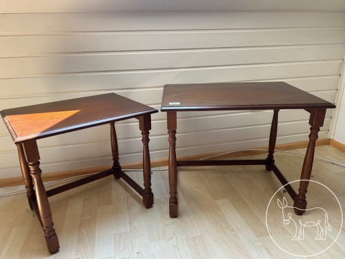 258 - 2 Beistelltische