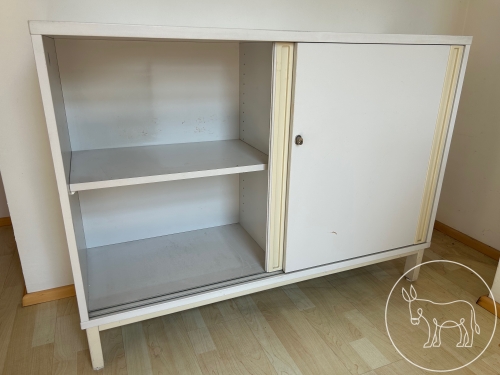 277 - Büroschrank versperrbar