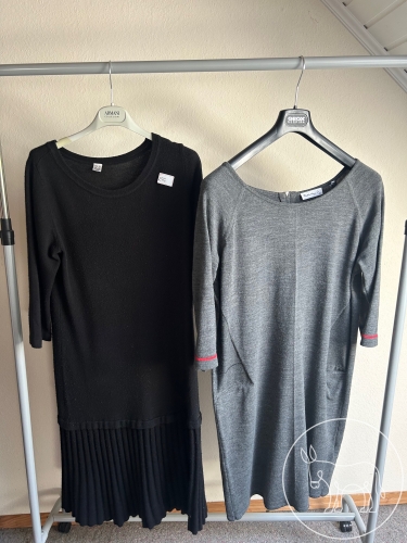 Bild 296 - 2 Winterkleider