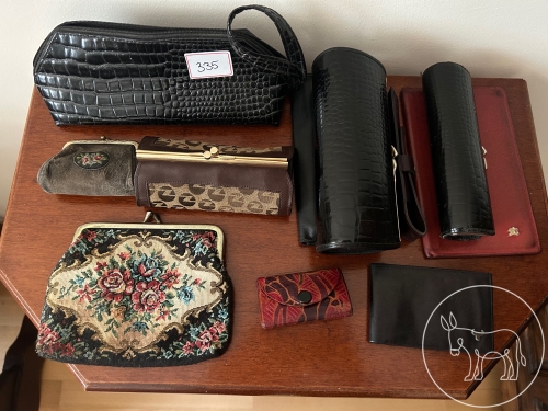 Bild 335 - kleine Täschchen Konvolut