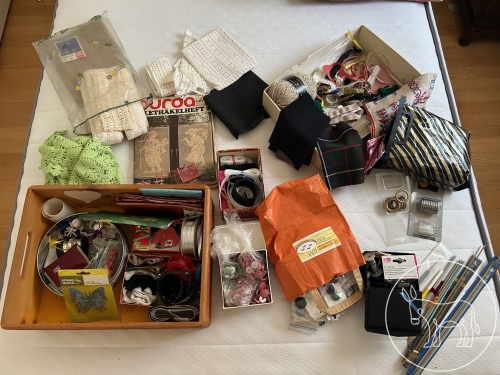 Bild 340 - Handarbeits-Zubehör