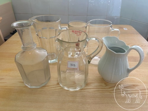 Bild 373 - Karaffen und Krüge Konvolut