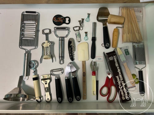 Bild 389 - Küchenhelfer