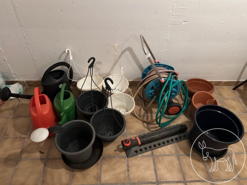 Bild 398 - Garten-Utensilien Konvolut