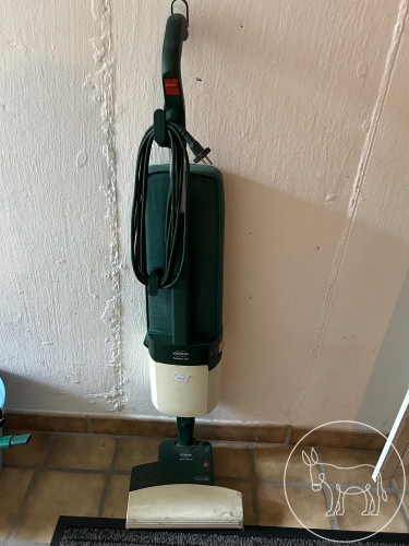 411 - Vorwerk Kobold 121 Staubsauger