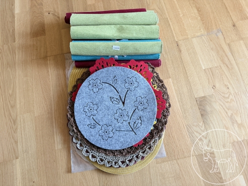 Bild 049 - Tischsets Konvolut