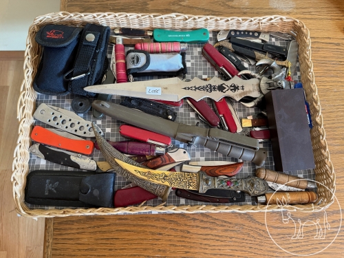 Bild 065 - Messer Kkonvolut