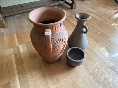 Bild 084 - 3 Ton-Gefäße