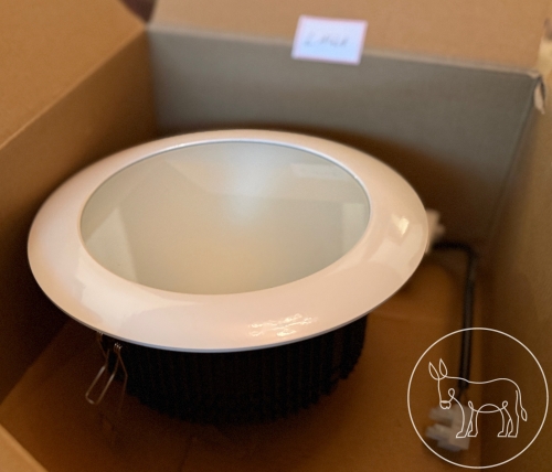 Bild 141 - Deckenleuchte / Spot