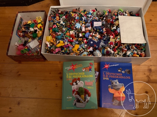 Bild 151 - Riesen Ü-Ei Konvolut