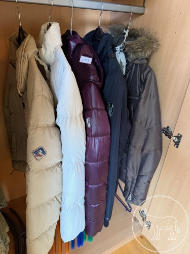 Bild 193 - Winterjacken Konvolut