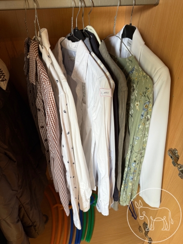 Bild 194 - Blusen und Blazer Kkonvolut