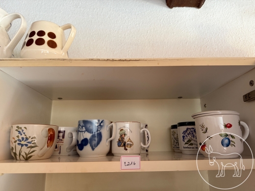 216 - diverse Tee- bzw. Kaffetassen