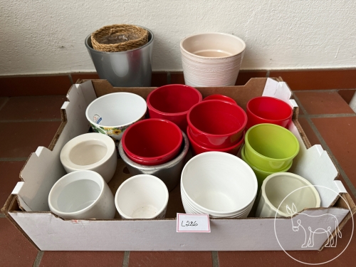 Bild 286 - Übertöpfe Konvolut