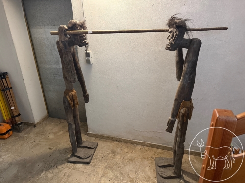 295 - Außergewöhnliche Garderobe