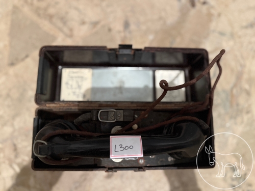 Bild 300 - Feld-Fernsprecher