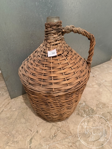 Bild 322 - Korbflasche