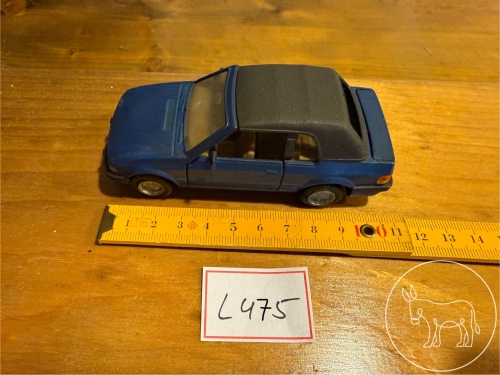 Bild 475 - Modellauto Cabrio blau