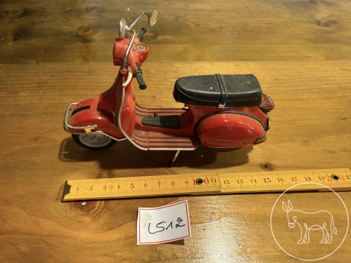 512 - Vespa P 200 E