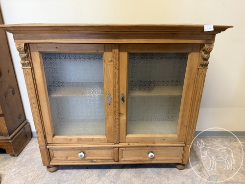 Bild 018 - Kredenz-Aufbau