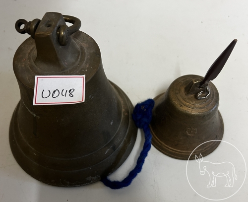 Bild 048 - 2 Glocken