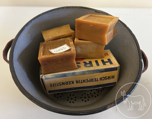 Bild 053 - altes Sieb und Seifen