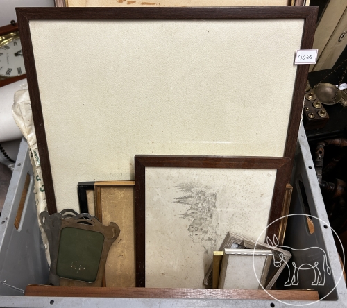 065 - Bilder und Rahmen Konvolut