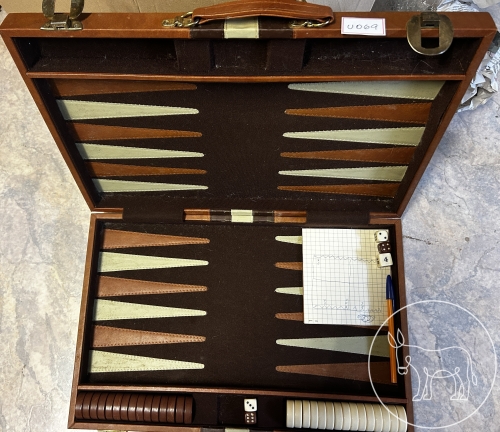 Bild 069 - Backgammon Koffer