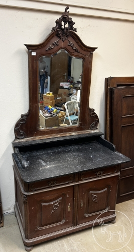 103 - Antiker Waschtisch