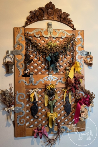 Bild 002 - Bäuerliche Wanddekoration