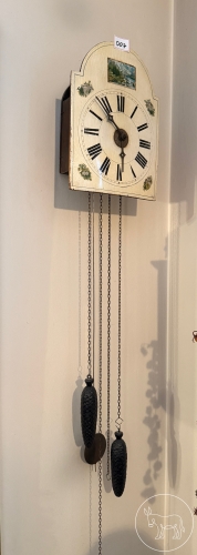 007 - Antike Lackschilduhr