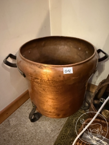 Bild 012 - Antiker Kupferkessel