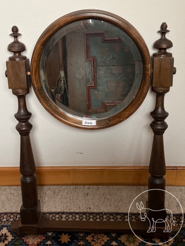 016 - Spiegelaufbau für Schminktisch