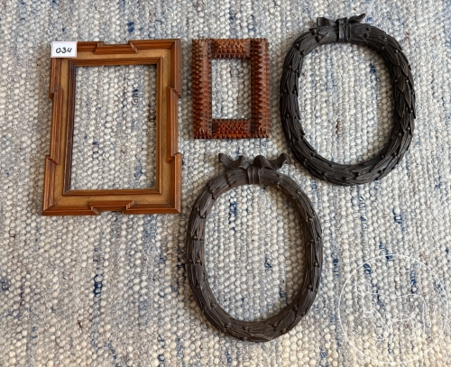 Bild 034 - Holzrahmen Konvolut