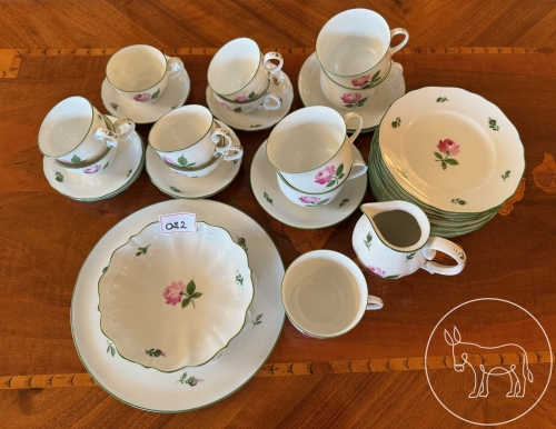 082 - Augarten Porzellan Service