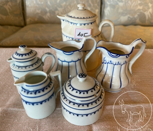 Bild 105 - antikes Porzellan weiß/blau