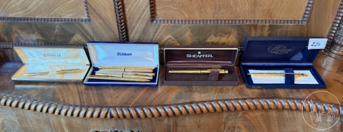 226 - Sammlerstücke Schreibsets