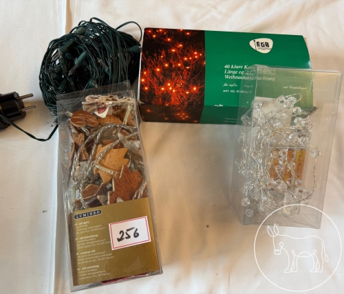 256 - Lichterketten Konvolut