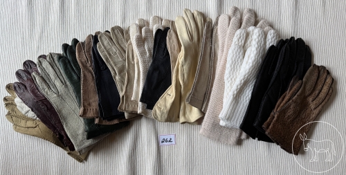 262 - Damenhandschuh Konvolut